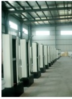電子拉力試驗(yàn)機(jī)(精輝試驗(yàn)機(jī)廠成品車(chē)間）